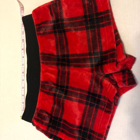🩳 PINK Victoria's Secret Fleece Red & Black Checkered Shorts – Extra Size Small - Picture 8 of 8
